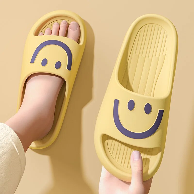 Women'S Shoes For Flat Feet - 스마일리 페이스 클라우드 슬리퍼 여성 남성용